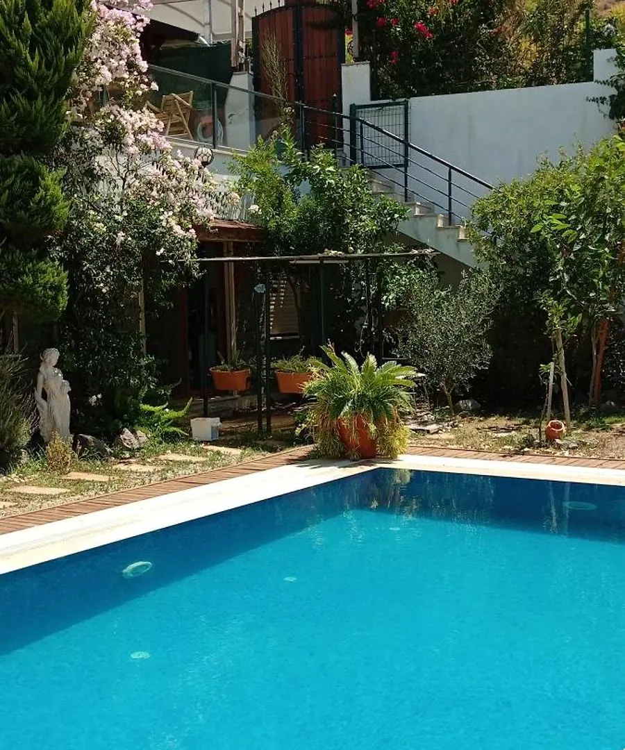 Babacim Havuzlu Saunali Villa Bodrum